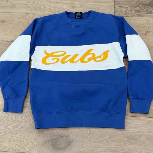 Other - Chicago Cubs Sweatshirt Fan Cloth Brand Unisex Medium
